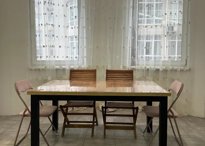 Sea View On French Boulevard